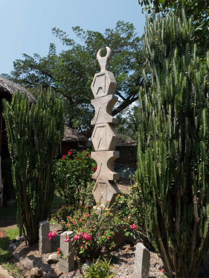 Le Zahir Lodge Амбатолоака Экстерьер фото